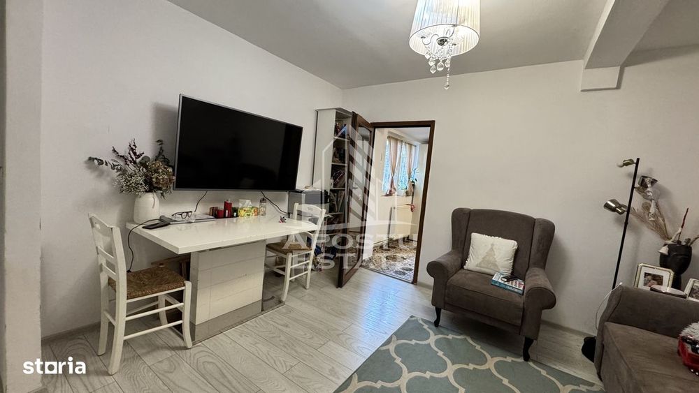 Apartament 3 camere semidecomandat , Zona Steaua