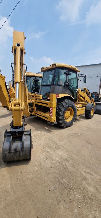 Продам экскаватор погрузчик