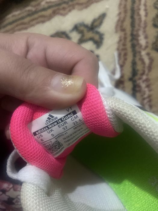 Кроссовки адидас 37рр