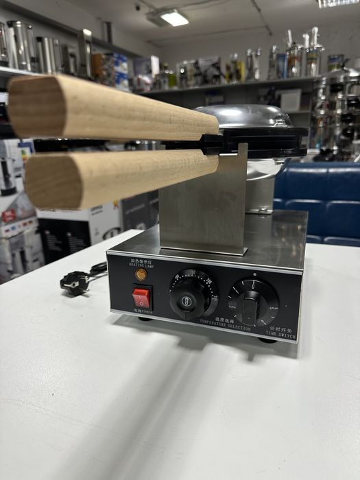 Вафельница профессиональная треугольная