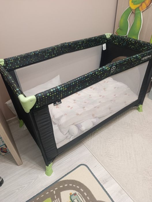 Бебешка кошара сгъваема с 2 нива Lorelli