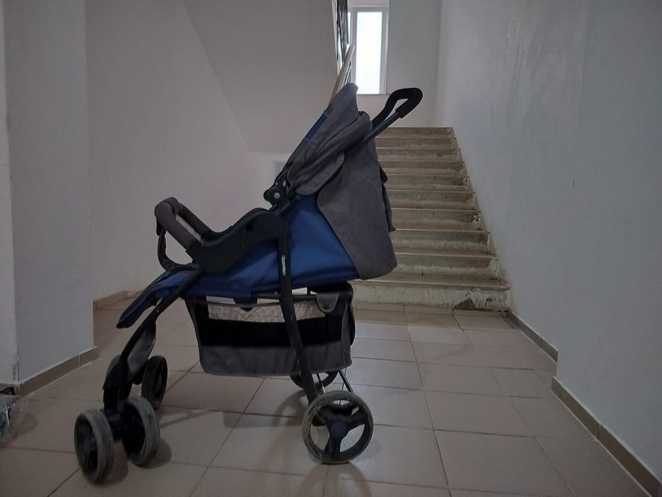 Продаётся детская коляска