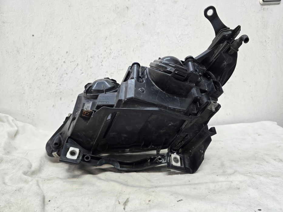 Оригинален фар БМВ Е60  BMW E60 E61 feis H7