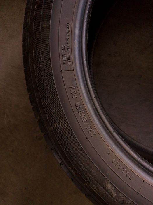 225 55 R19 vara Anvelope Cauciucuri Toyo 7mm DOT 2021
