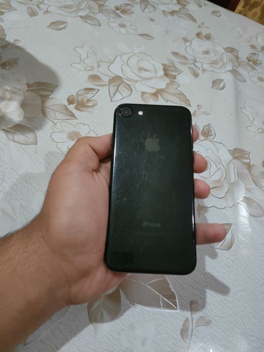 Iphone 7 128gb.
