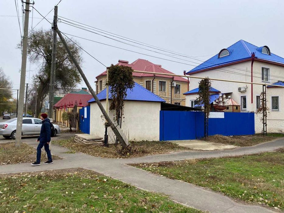 Продам коттедж в центре