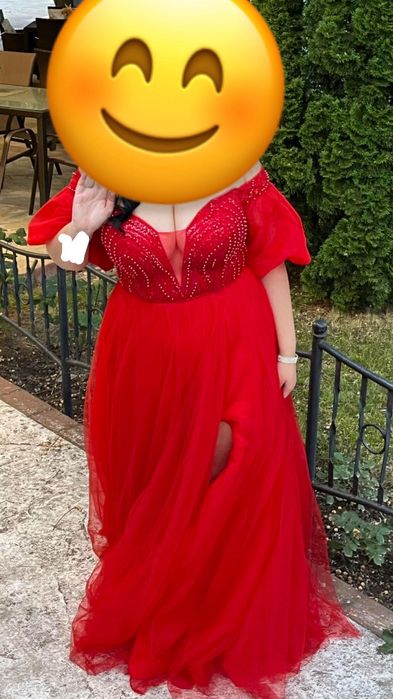 Продавам Бална рокля