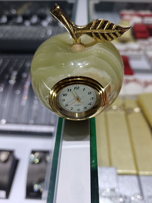 Qimmat tosh miyaga dam beradi