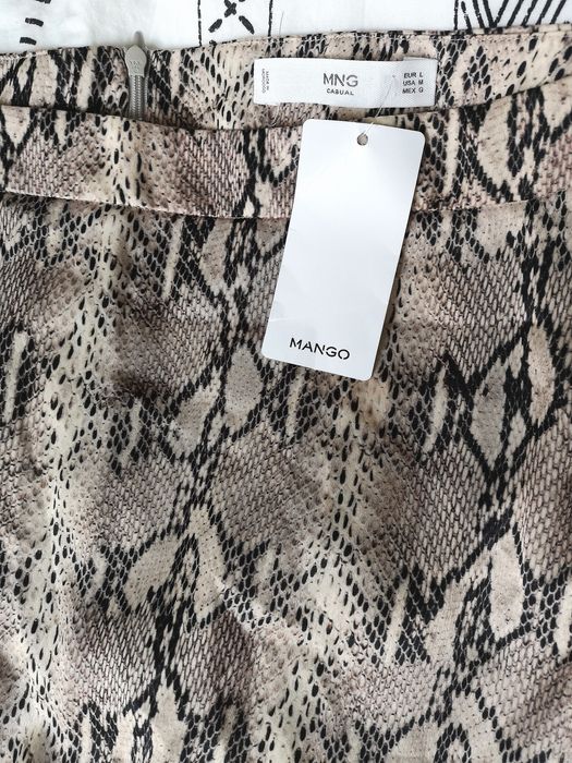 Fusta midi cu imprimeu Mango