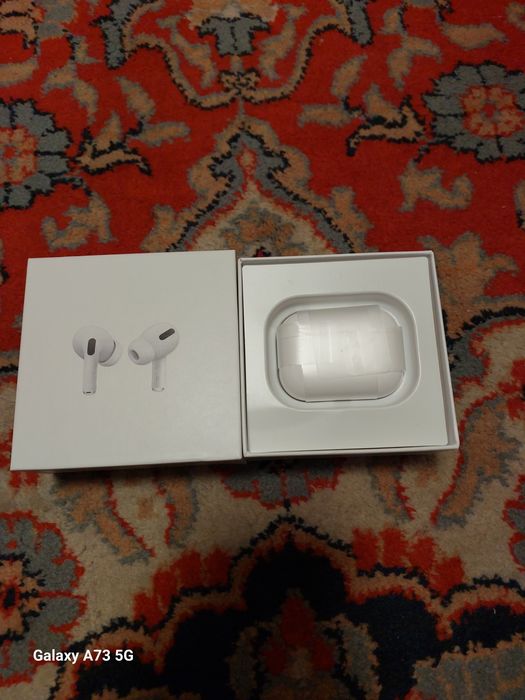 AirPods Pro sotiladi