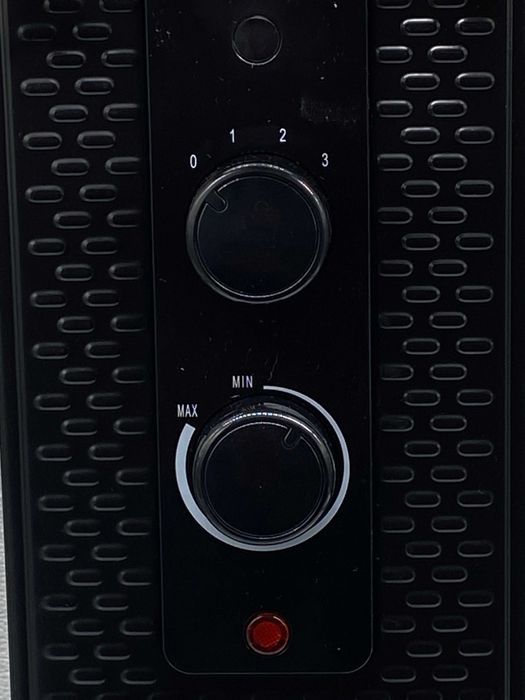 Calorifer electric cu ulei 13 elementi 3000W negru puternic