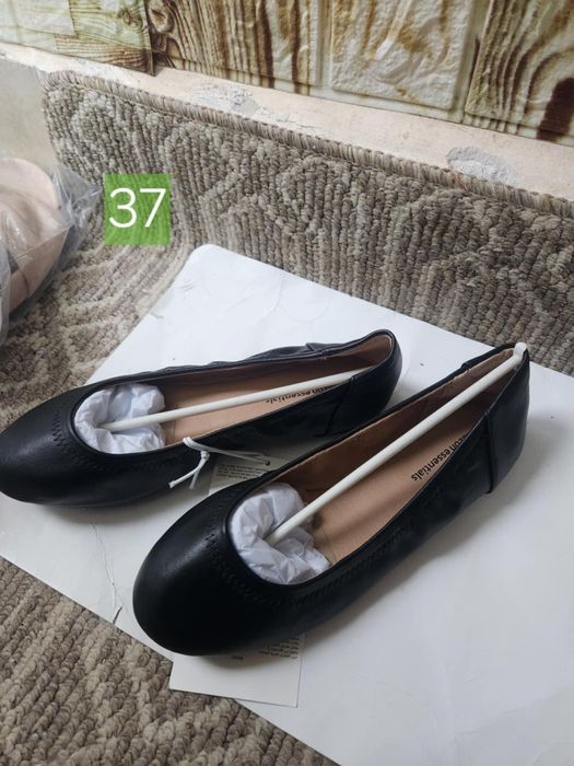 Кожени ,равни обувки