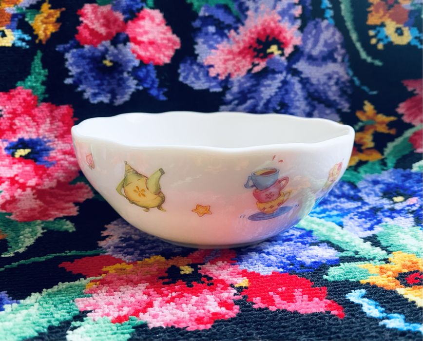 Чаша Алиса в стране чудес