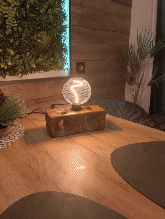 Ръчно направени дървени лампи различни видове