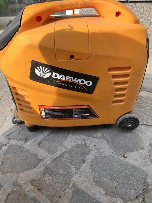 Бензинов инверторен генератор за ток DAEWOO