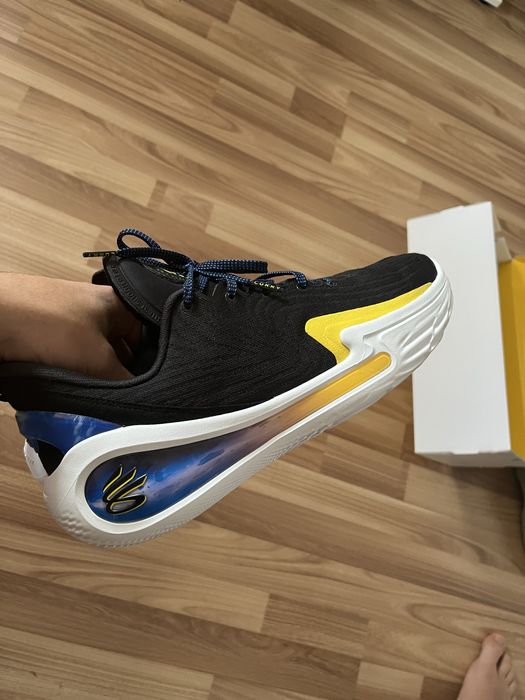 Under Armour Curry 12