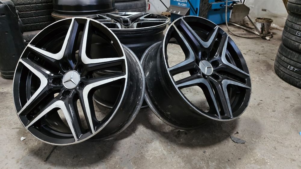 Продам диски Мерседес R17 5/112
