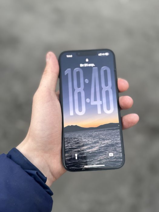 Продам айфон 13 iphone 13