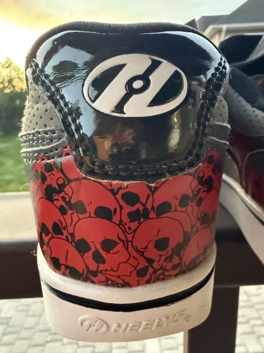 Кроссовки с колесиками Heelys (оригинал)