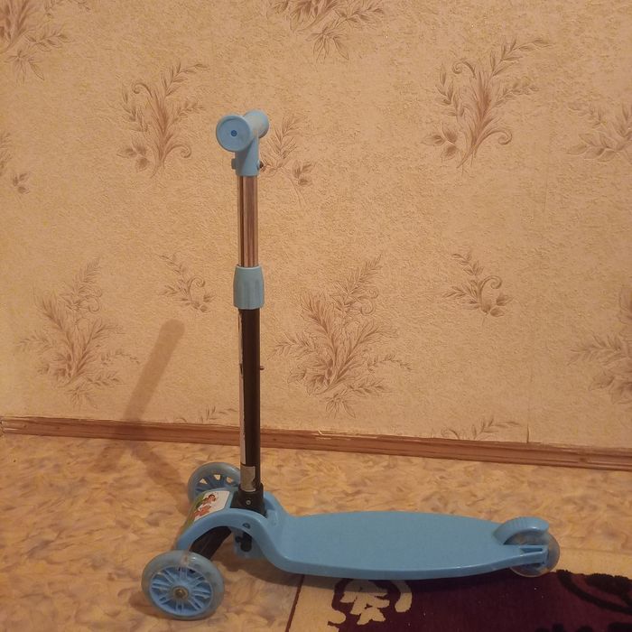 Самокат для ребёнка от 2 до 5 лет