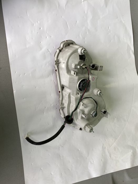 Lampa spate stanga Nissan GT-R GTR