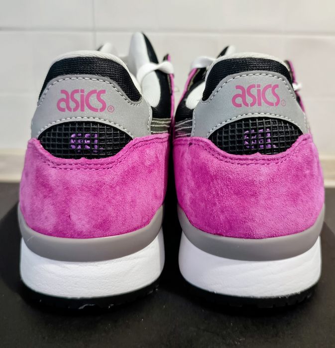 Vând adidași originali Asics Gel mărimea 44