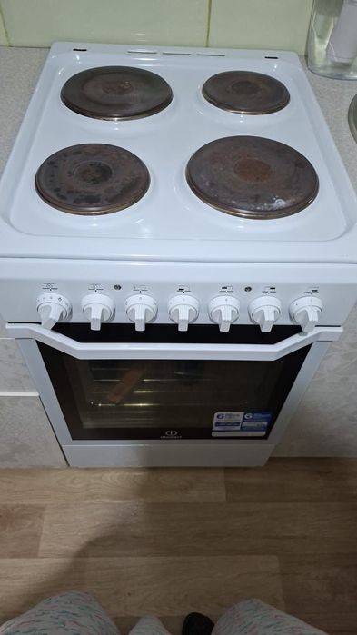 Продам электроплиту