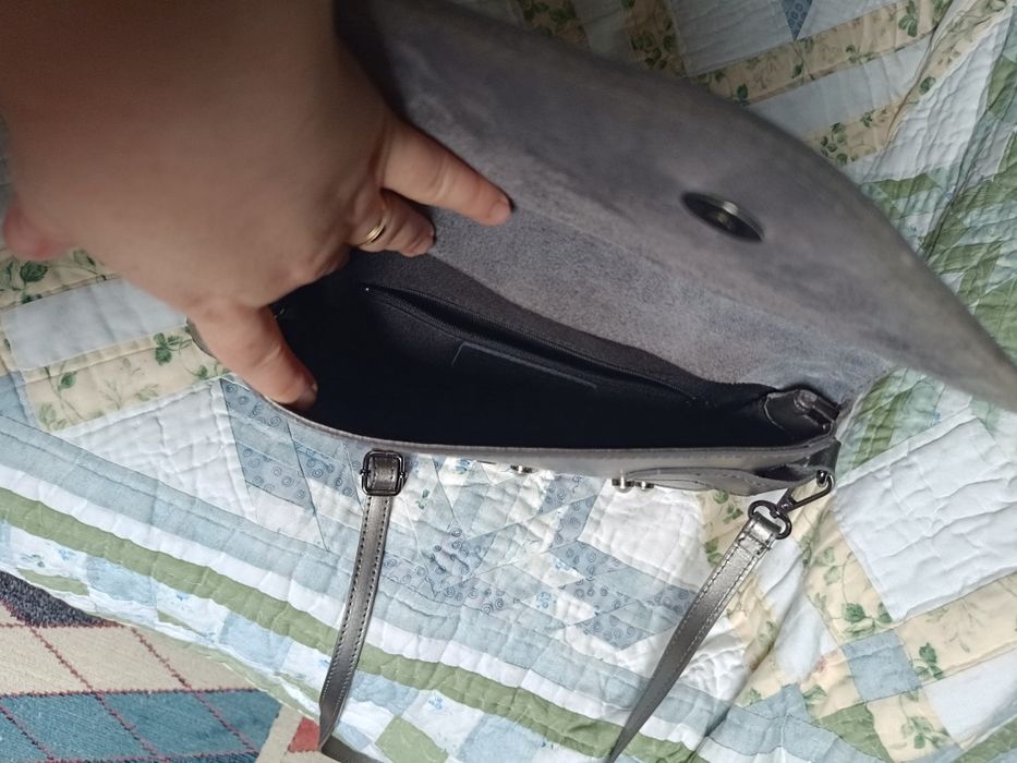 Geantă de piele naturala