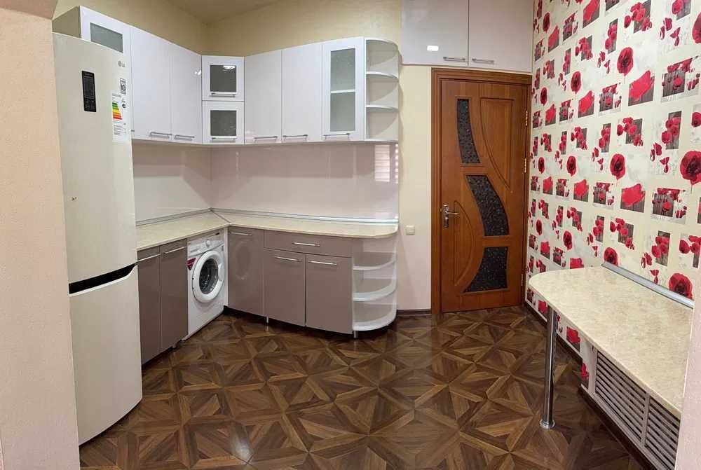 Продается 5ти комнатная квартира, Район Сергели, Куйлюк массив 5, 0837