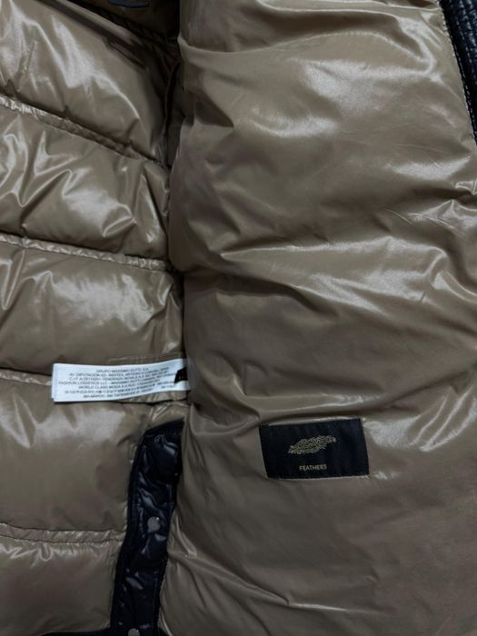 Продам зимний пуховик Massimo Dutti