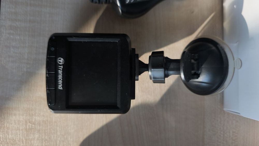 Продам видеорегистратор Transcend