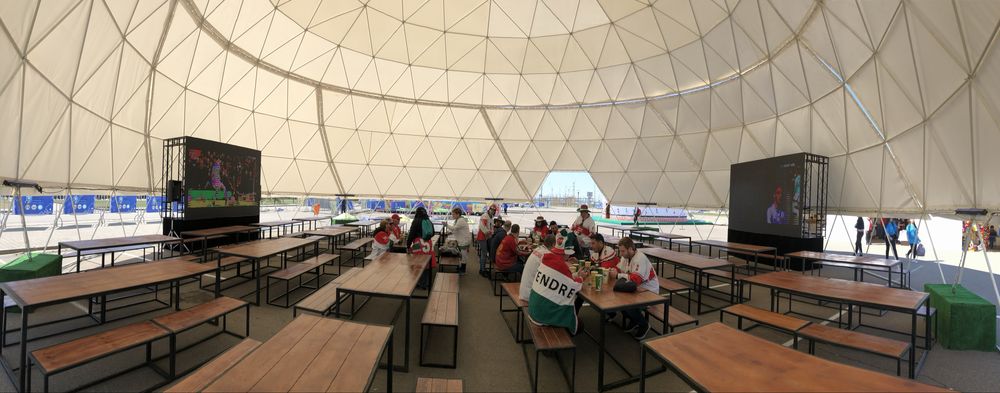 Глэмпинг и купольные конструкции