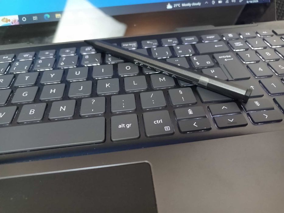 Laptop Proiectare 4k touch Dell 7506 2in1 I7-1165, Video dedicat Intel Iris Max, 16Gb ram , 255 ssd