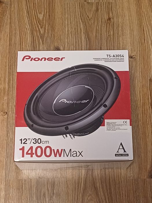 Бас говорител Pioneer