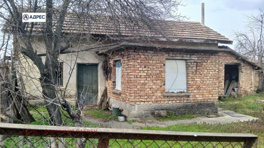 Продава се Къща в с. Новачене, Област Плевен - 166 кв.м за 62 €/кв.м - Снимка #4