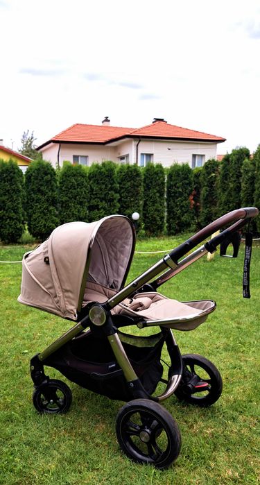 Пълен Комплект Количка Mamas and Papas Ocarro и кошница Maxi Cosi