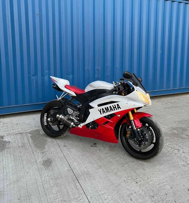 Yamaha YZF R6 rj11