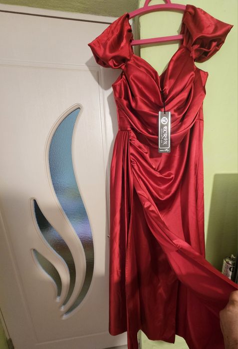 Rochie eleganta  rosu ferari din tafta de calitate