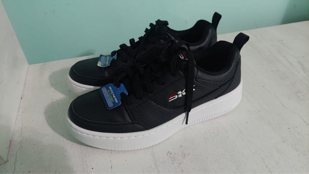 Красовка Скечерс