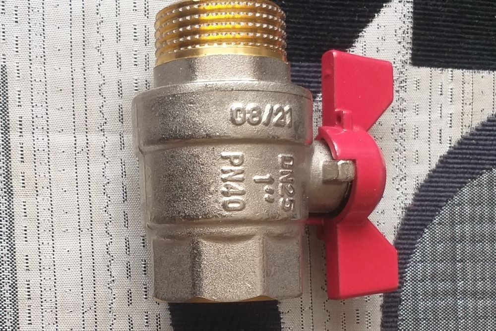 Кран шаровый DN25