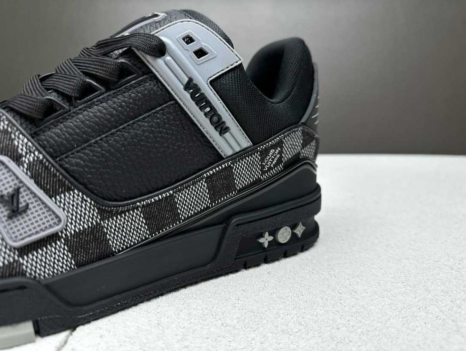 Adidasi Louis Vuitton Trainer premium
