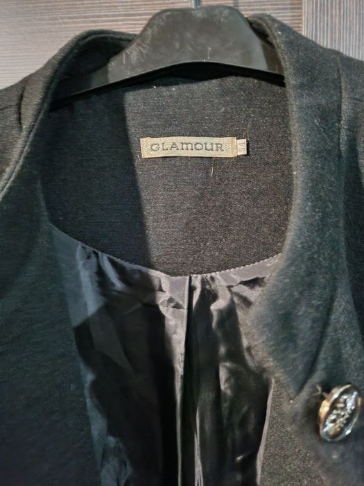 Чёрное пальто 52