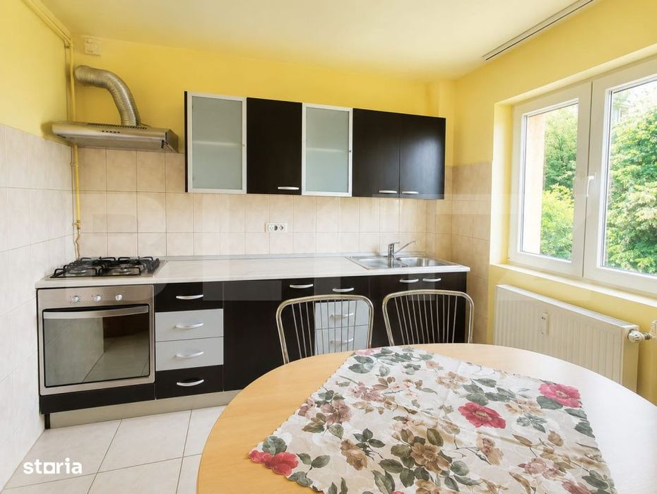 Apartament 2 camere decomandat, 57 mp + balcon, mobilat si utilat