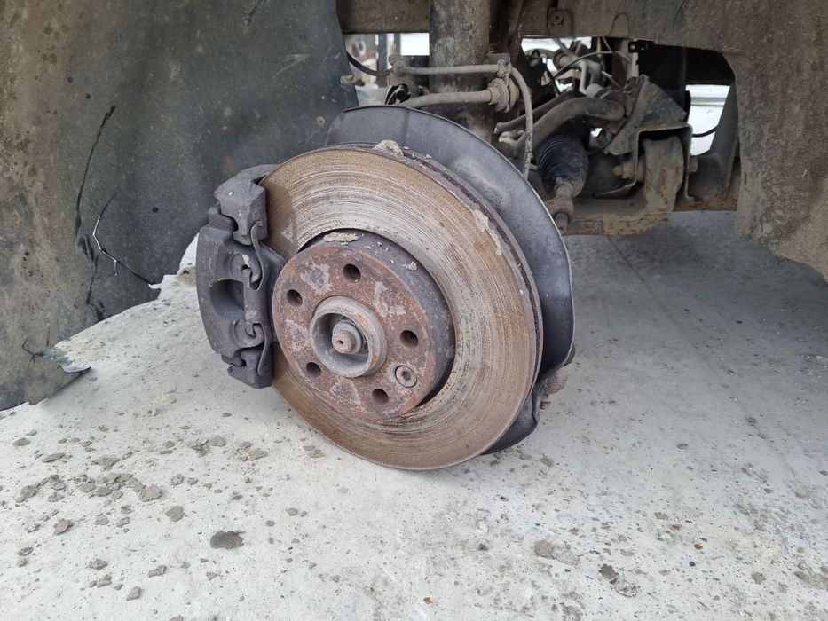 Fuzeta fata stanga Volkswagen Transporter 5 (7HB, 7HJ) [Fabr 2004-2013