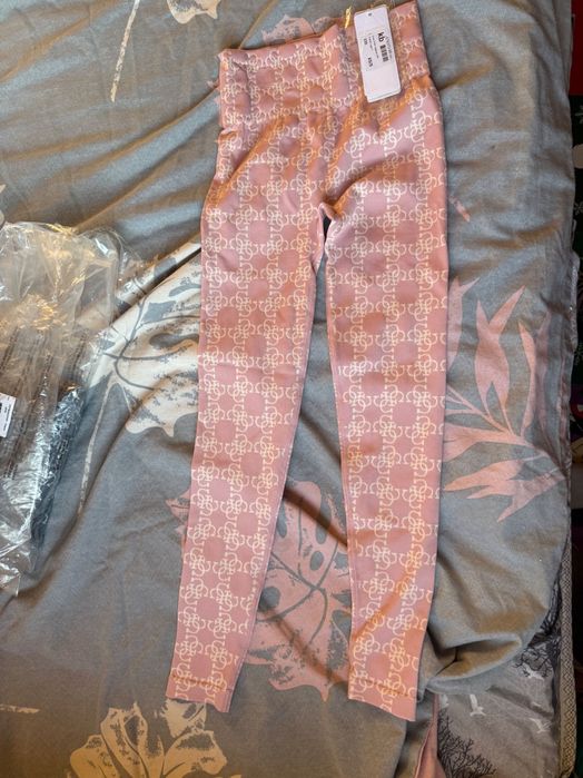 Спортен клин guess