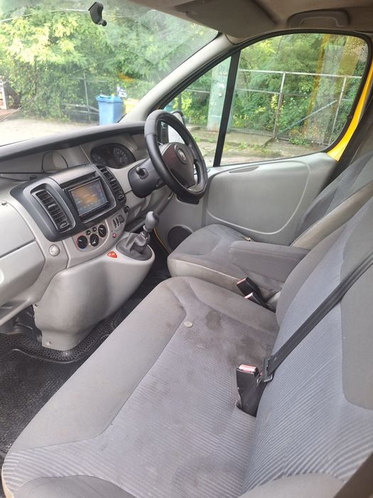 Opel vivaro 2.0 dci