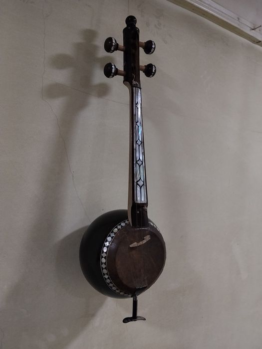 Sadafli gʻijjak cholgʻusi sotiladi