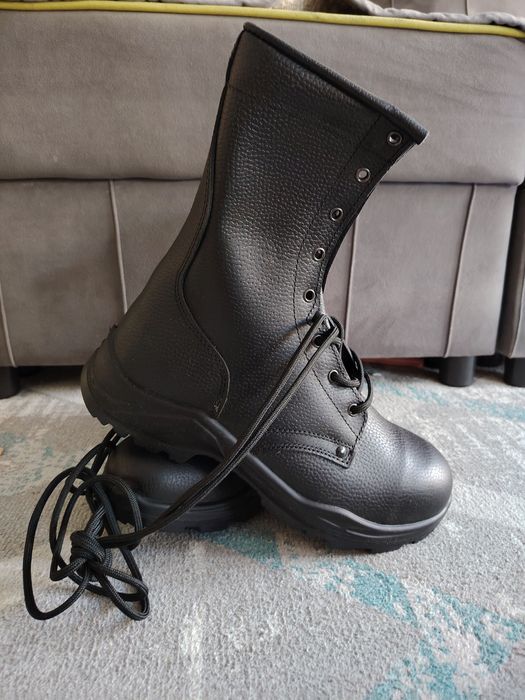 Берцы летние продам