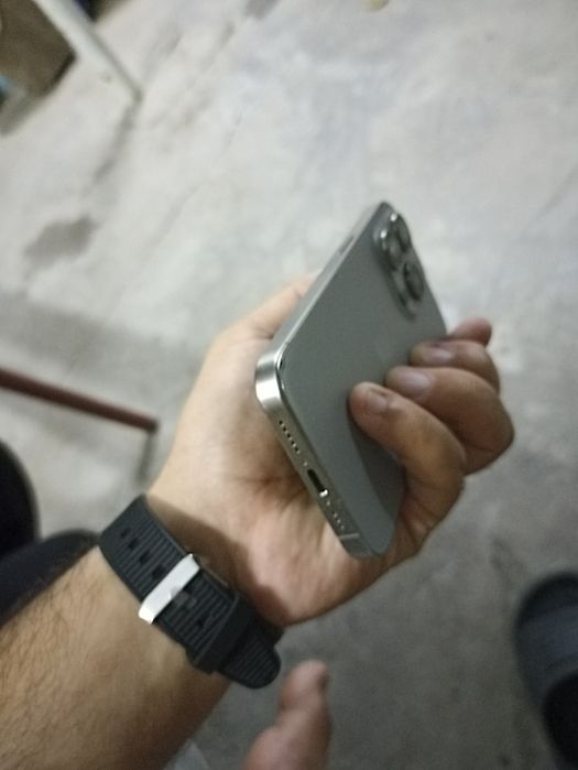Iphone 15 pro Titan