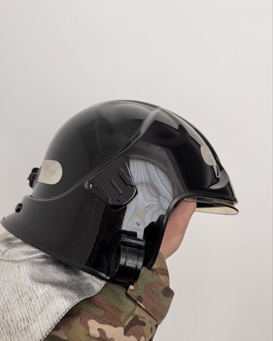 Каска пожарного